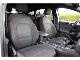 Ford Focus Wagon 1.0 EcoBoost 125pk ST Line | Dealer onderhouden | Adaptive Cruise | Winter Pack Moondust Silver thumbnail 24