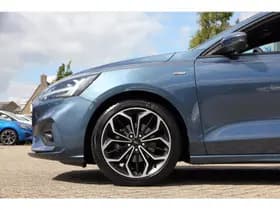 Ford Focus 1.0 EcoBoost 125pk ST-Line Business 'Chrome Blue' | LED | B&O | Dealeronderhouden! Chrome Blue thumbnail 6