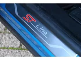 Ford Puma 1.0i Ecoboost Hybrid 125pk ST-Line X | B&O Audio | Driver Assistance Pack | Winterpack Digital Aqua Blue thumbnail 12