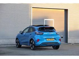 Ford Puma 1.0i Ecoboost Hybrid 125pk ST-Line X | B&O Audio | Driver Assistance Pack | Winterpack Digital Aqua Blue thumbnail 6