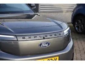 Ford Explorer 79 kWh 340pk AWD Premium 'Black Edition' | AGR stoelen | Trekhaak | Origineel Nederlands | Magnetic Grey thumbnail 11