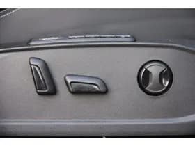 Ford Explorer 79 kWh 340pk AWD Premium 'Black Edition' | AGR stoelen | Trekhaak | Origineel Nederlands | Magnetic Grey thumbnail 15