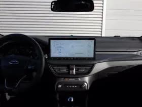 Ford Focus Wagon Hybrid 125pk ST-Line | Adaptive Cruise | Winter Pack | Rijklaarprijs! Chrome Blue Metallic thumbnail 23