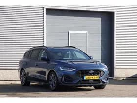 Ford Focus Wagon Hybrid 125pk ST-Line | Adaptive Cruise | Winter Pack | Rijklaarprijs! Chrome Blue Metallic thumbnail 3