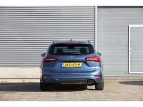 Ford Focus Wagon Hybrid 125pk ST-Line | Adaptive Cruise | Winter Pack | Rijklaarprijs! Chrome Blue Metallic thumbnail 5