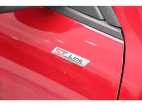 Ford Kuga 2.5 PHEV e-CVT 225pk ST-Line X I Trekhaak I NL auto Lucid Red thumbnail 11