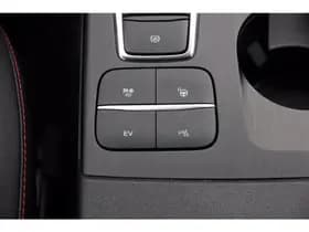 Ford Kuga 2.5 PHEV e-CVT 225pk ST-Line X I Trekhaak I NL auto Lucid Red thumbnail 17