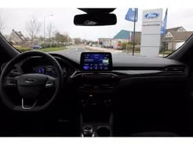 Ford Kuga 2.5 PHEV e-CVT 225pk ST-Line X I Trekhaak I NL auto Lucid Red thumbnail 28