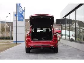 Ford Kuga 2.5 PHEV e-CVT 225pk ST-Line X I Trekhaak I NL auto Lucid Red thumbnail 6