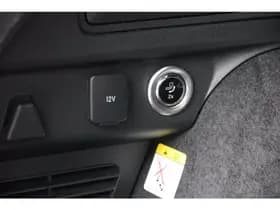 Ford Kuga 2.5 PHEV e-CVT 225pk ST-Line X I Trekhaak I NL auto Lucid Red thumbnail 8