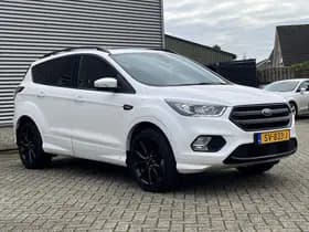 Ford Kuga 1.5 EcoBoost 150PK 2WD ST Line 'Platinum White' | 19 inch | Panorama dak | Nieuwe motor! Platinum thumbnail 3