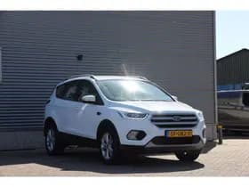Ford Kuga 1.5 EcoBoost 120pk 2WD Titanium | Frozen White | Camera | Rijklaar! Frozen thumbnail 3