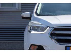 Ford Kuga 1.5 EcoBoost 120pk 2WD Titanium | Frozen White | Camera | Rijklaar! Frozen thumbnail 8