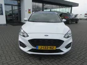 Ford Focus thumbnail 12