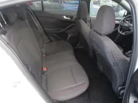 Ford Focus thumbnail 35