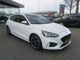 Ford Focus thumbnail 8