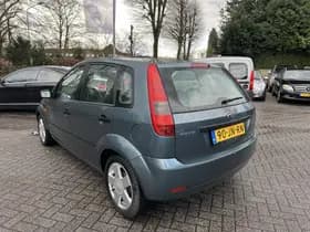 Ford Fiesta 1.4 16V First Edition 5drs thumbnail 3