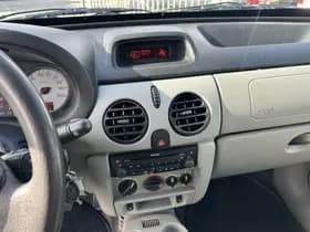 Renault Kangoo 1.6 16V Privilège thumbnail 17