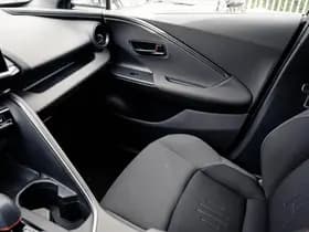 Toyota C-HR 1.8 Full Hybrid First Edition | Bi-Tone | Apple carplay | Stoel en Stuurverwarming | PDC | Navigatie | Adaptieve cruise | Achter thumbnail 32