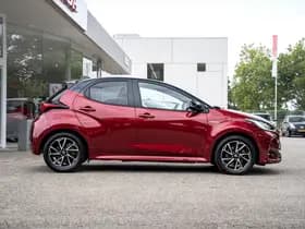 Toyota Yaris 1.5 Hybrid Style Bi-Tone | Climate control | Automaat | Adaptive cruise control | Achteruitrijcamera | 4 Seizoenen banden | 10 j thumbnail 13