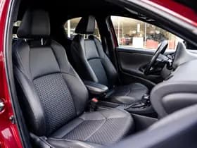 Toyota Yaris 1.5 Hybrid Style Bi-Tone | Climate control | Automaat | Adaptive cruise control | Achteruitrijcamera | 4 Seizoenen banden | 10 j thumbnail 26