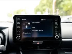 Toyota Yaris 1.5 Hybrid Style Bi-Tone | Climate control | Automaat | Adaptive cruise control | Achteruitrijcamera | 10 jaar garantie thumbnail 22