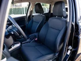 Honda Jazz 1.3 i-VTEC Trend Automaat | Airco | Cruise control | All Season banden | Stoelverwarming | PDC achter | Handsfree bellen thumbnail 3