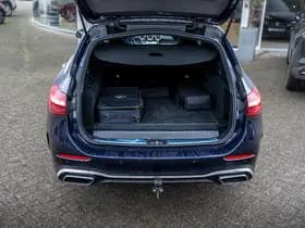 Mercedes-Benz C-Klasse Estate C300e Plug-In Hybrid AMG Line | BTW auto | Volle auto | Pano-dak | HUD | Trekhaak | Sfeerverlichting | Burmester | Memory thumbnail 13