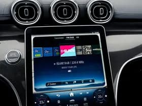 Mercedes-Benz C-Klasse Estate C300e Plug-In Hybrid AMG Line | BTW auto | Volle auto | Pano-dak | HUD | Trekhaak | Sfeerverlichting | Burmester | Memory thumbnail 40