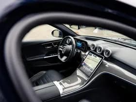 Mercedes-Benz C-Klasse Estate C300e Plug-In Hybrid AMG Line | BTW auto | Volle auto | Pano-dak | HUD | Trekhaak | Sfeerverlichting | Burmester | Memory thumbnail 41