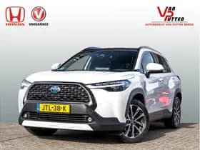 Toyota Corolla Cross 2.0 Full Hybrid Dynamic Automaat | Panoramadak | All Season banden | Adaptieve cruisecontrol | Stuurverwarming | Stoelverwarming