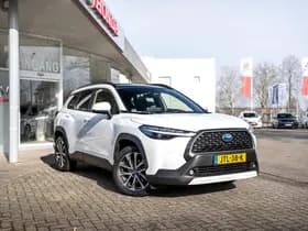Toyota Corolla Cross 2.0 Full Hybrid Dynamic Automaat | Panoramadak | All Season banden | Adaptieve cruisecontrol | Stuurverwarming | Stoelverwarming thumbnail 9