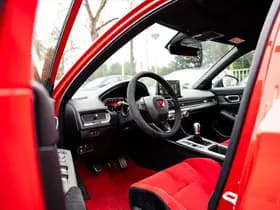 Honda Civic 2.0 VTEC Turbo 329pk Type R | Dealeronderhouden | Nieuwstaat | Navigatie | Carplay | PDC | Camera | Adaptieve cruisecontrol | Bl thumbnail 2