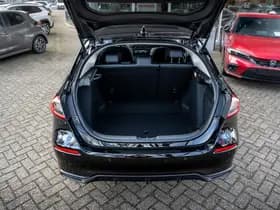 Honda Civic 2.0 Full Hybrid Advance Automaat | Panodak | NL auto | Nieuwe auto | Lederen bekleding | Bose Soundsystem | Adaptieve cruisecont thumbnail 12