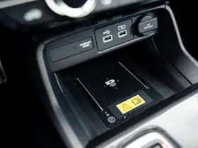 Honda Civic 2.0 Full Hybrid Advance Automaat | Panodak | NL auto | Nieuwe auto | Lederen bekleding | Bose Soundsystem | Adaptieve cruisecont thumbnail 36