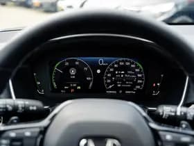 Honda Civic 2.0 Full Hybrid Advance Automaat | Panodak | NL auto | Nieuwe auto | Lederen bekleding | Bose Soundsystem | Adaptieve cruisecont thumbnail 7