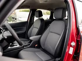 Honda Jazz 1.5 Full Hybrid Elegance Automaat | 8 jaar garantie | Premium Crystal Red Metallic | Stoelverwarming | Navigatie | Adaptieve cru thumbnail 3