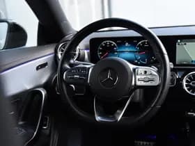Mercedes-Benz CLA-Klasse 200 AMG Line thumbnail 24