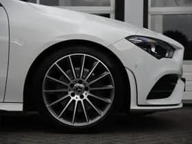 Mercedes-Benz CLA-Klasse 200 AMG Line thumbnail 5