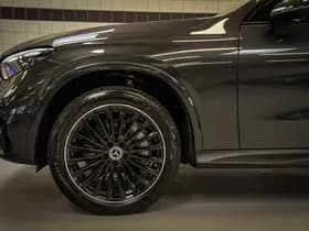 Mercedes-Benz GLC 400e 4MATIC AMG Line thumbnail 5