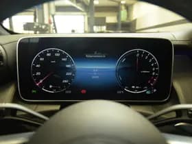 Mercedes-Benz GLC 400e 4MATIC AMG Line thumbnail 9