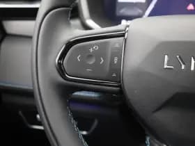 Lynk & 01 1 5 plug in hybrid 360 zwarte hemel nld auto thumbnail 18