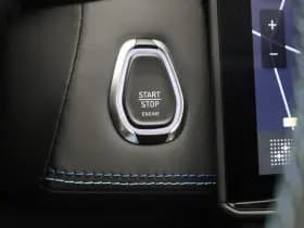 Lynk & 01 1 5 plug in hybrid 360 zwarte hemel nld auto thumbnail 27