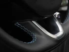 Lynk & 01 1 5 plug in hybrid 360 zwarte hemel nld auto thumbnail 37