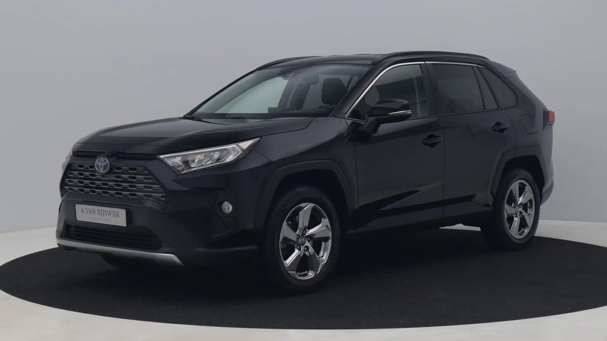 Toyota RAV4 2 5 hybrid dynamic camera adaptive — foto 1