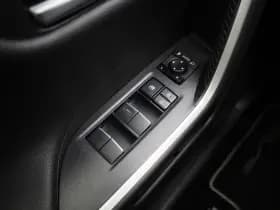 Toyota RAV4 2 5 hybrid dynamic camera adaptive thumbnail 23