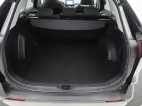 Toyota RAV4 2 5 hybrid dynamic camera adaptive thumbnail 25