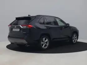 Toyota RAV4 2 5 hybrid dynamic camera adaptive thumbnail 5