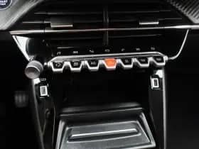 Peugeot 2008 1 2 puretech 130 pk automaat allure camera virtual thumbnail 14