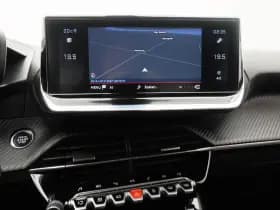 Peugeot 2008 1 2 puretech 130 pk automaat allure camera virtual thumbnail 15